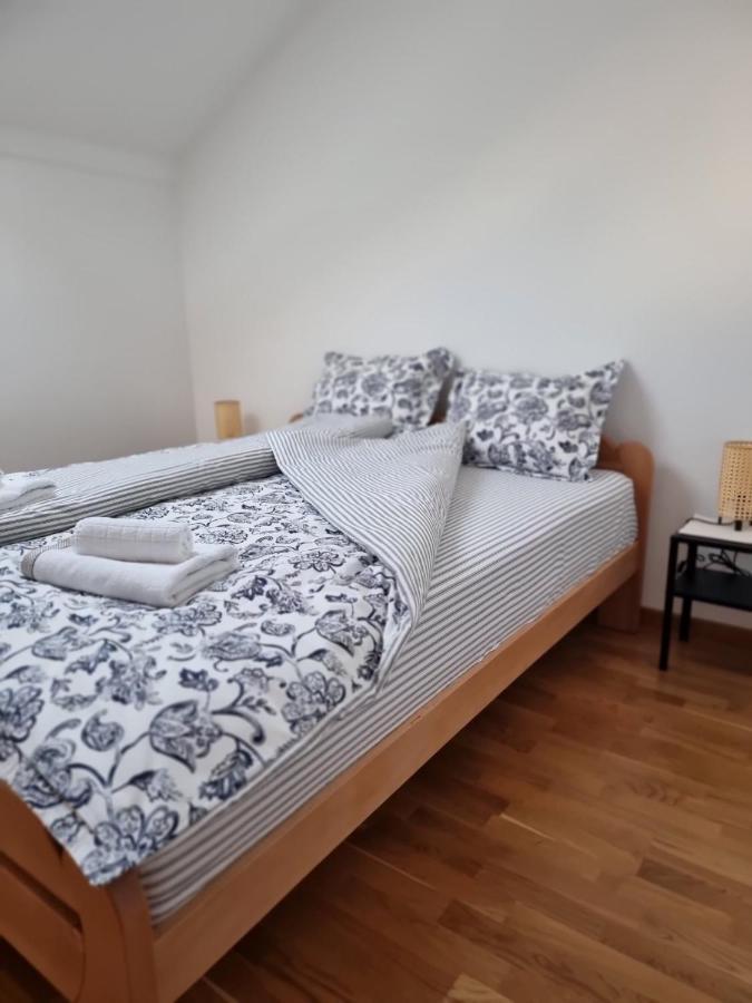 As Apartman 2 Vârşeţ Exterior foto