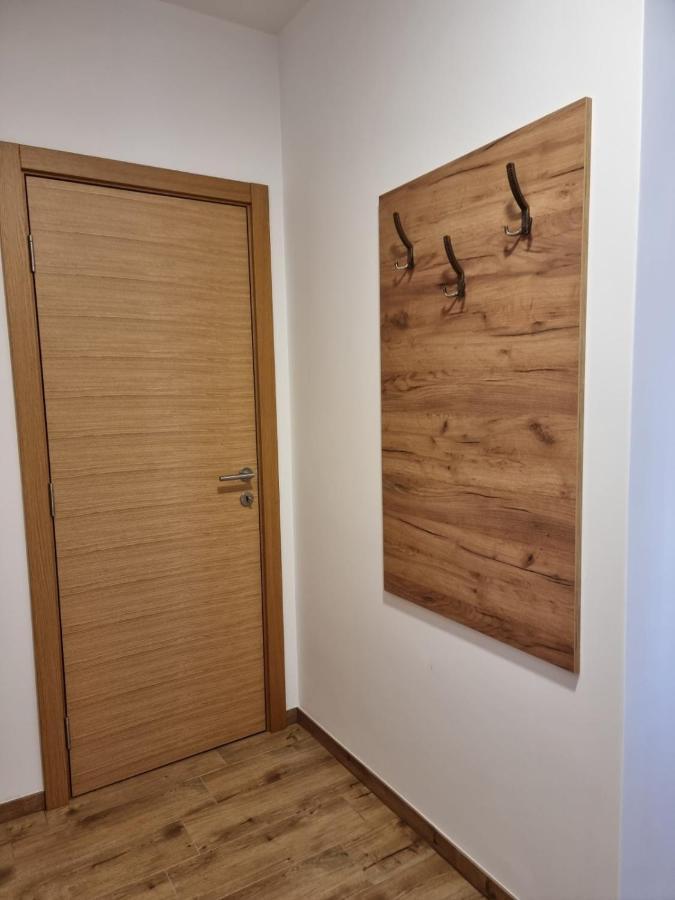 As Apartman 2 Vârşeţ Exterior foto
