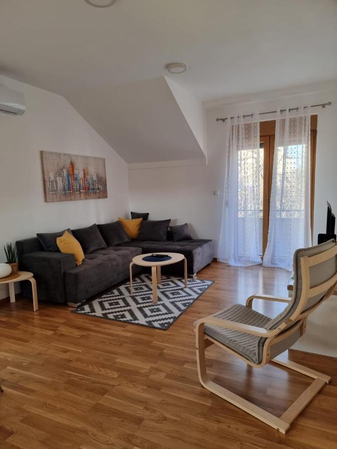 As Apartman 2 Vârşeţ Exterior foto